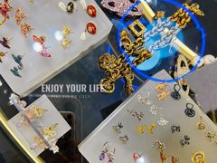 -Vivienne Westwood(上海来福士广场店)