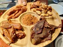 -月满大江火锅(总府路店)
