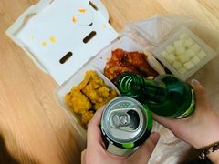 -BHC炸鸡(明洞总店)