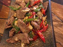 酸木瓜炒牛肉-紫滇源云南生态菜(丹凤街店)