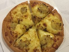-新华里咖啡书吧(新华书店小寨店)