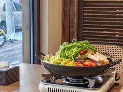 八爪鱼牛肉锅-东吉馆韩式餐厅(八经街总店)