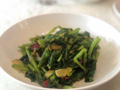 清炒豌豆尖-云腾食府·云南菜