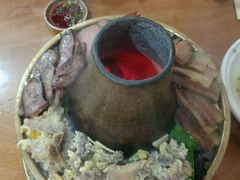 -石磨豆花家常菜·牦牛排土火锅
