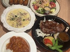 -玛格萝妮比萨屋(四平店)