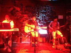 -周庄红庭演艺酒吧