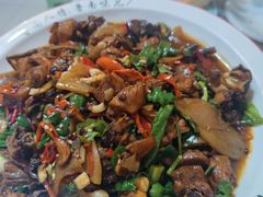 -鲁南仔·滕州炒鸡(经三路店)
