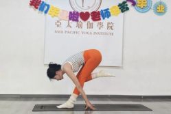 -亚太瑜伽普拉提学院