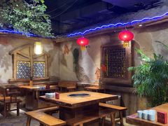 -城墙拐拐火锅(三峡广场黑金冠店)