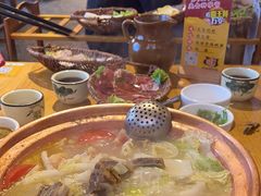 -阿婆情腊排骨火锅(金虹路店)