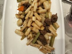 泡椒小藕爆牛仔粒-顺丰轩园林酒家(天河店)