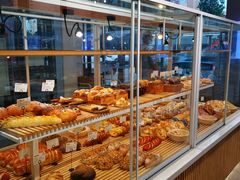 -焙丽拾光(麦凯乐直营店)