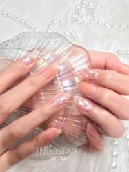 -吉吉靓甲美睫