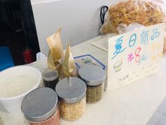 -老牌柳州螺蛳粉(同班同学美食城店)