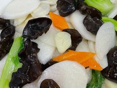 木耳炒山药-林之六八·6886大连老菜馆