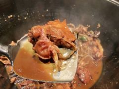 -挂旗柴锅鸡(蚌山区嘉年华店)