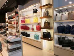 -Longchamp(佛罗伦萨小镇奥特莱斯店)
