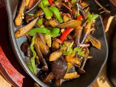 -云海肴·汽锅鸡·云南菜(天山百盛优客店)