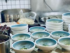 -老新隆牛肉锅贴(新街口店)