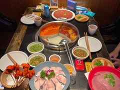 -周师兄大刀腰片火锅(洪崖洞旗舰店)