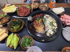 -重庆故事姊妹老火锅(财经学院店)
