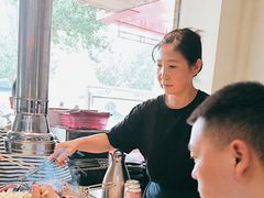 -合易泓烤肉•首创生椰大油边(宁山路店)