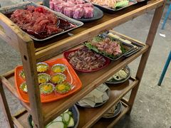 -彝人部落火盆烧烤(原内环足球场店)