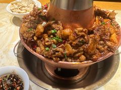 -老佛爷炭火蛙锅直营(清滨路总店)
