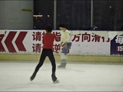 -冠军冰场CHAMPION RINK(百联又一城店)