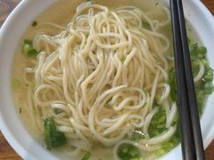 -萍姨抻面馆·鸡架冒菜(清湖店)