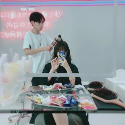 -SWANK SALON