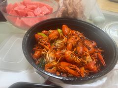 -龙巢盱眙龙虾·牛蛙·烧烤宵夜(八卦岭店)