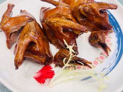 玻璃红烧乳鸽-寻味顺德·珍之宝酒楼(银钻店)