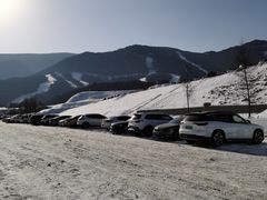 -鳌山滑雪度假区