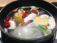 -呷哺呷哺(新世界百货望京店)