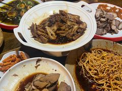 -老鼎万春卤菜(五代传承创始老店)