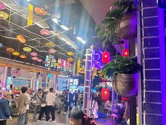 -喜鹊音乐酒馆(西街店)