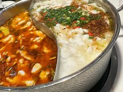 -德林酸菜鱼火锅(南丹店)