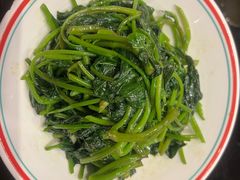 -川流不息·地道川菜·小龙虾(新松江路店)