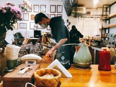 -唐咖精品咖啡(大理古城手冲店)