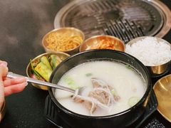 -24 新村雪浓汤(长白山烤肉店)