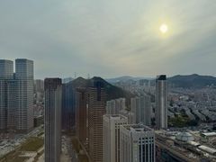 -大连星海皇冠假日酒店