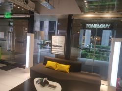 -TONI&GUY
