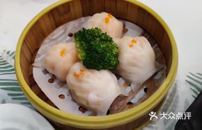 Yiyuan Shrimp Dumpling Supreme