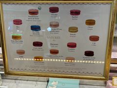 -ladurée(戴高乐机场T 2F店)