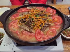 -乡土特色.冷锅鱼.牦牛肉汤锅