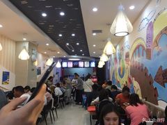 等位区-螺小胖柳州螺蛳粉(钟楼总店)