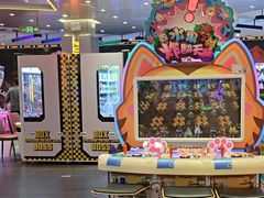 -反斗乐园π·电玩·高空拓展·蹦床(龙华天虹店)