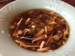 -杭州西子湖四季酒店-WL BISTRO西湖餐厅(灵隐路店)