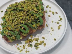 开心果抹茶可颂-KAFVS咖啡思咖啡馆(香海路店)